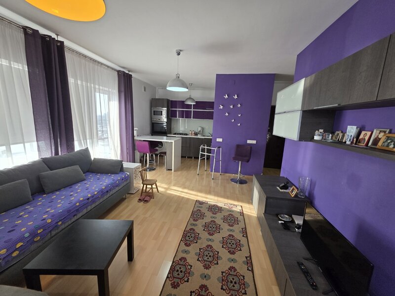 1 Decembrie 1918, 15 minute metrou, complex Rasarit de Soare, bloc 2007,